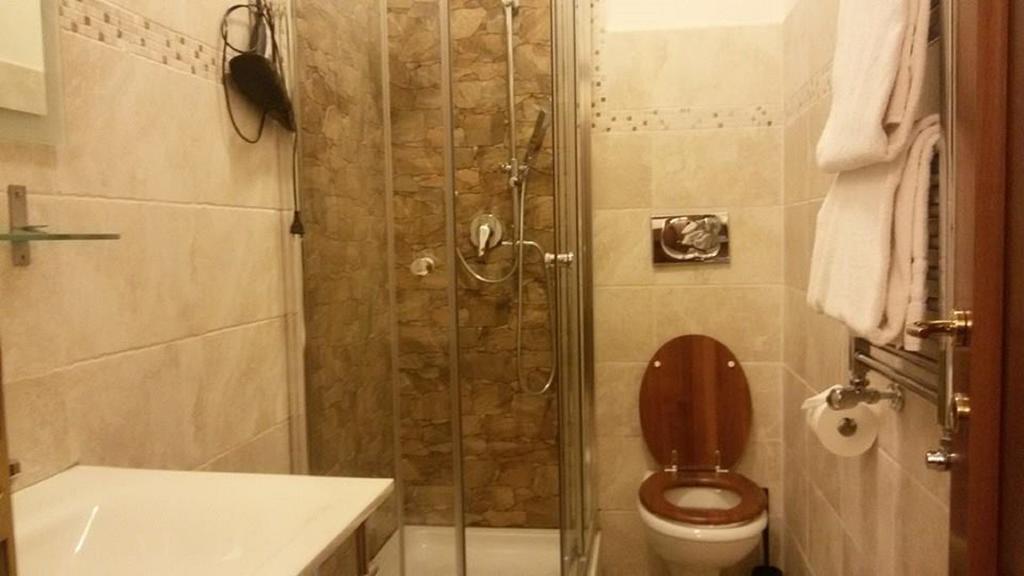 Mrs Julie Guesthouse Rome Ruang foto