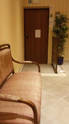 Mrs Julie Guesthouse Rome Bagian luar foto